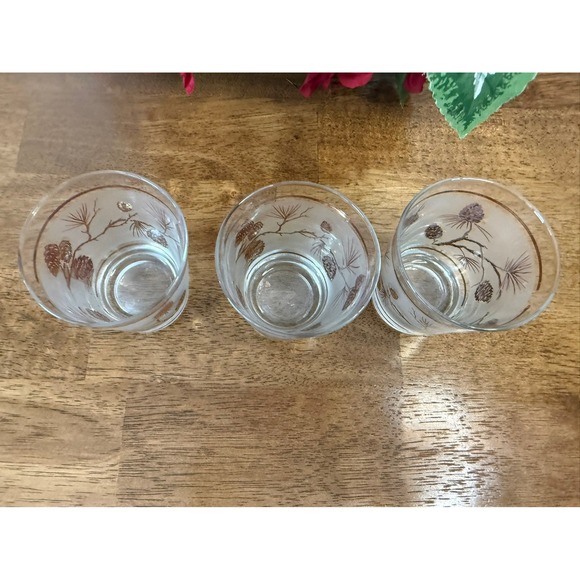 Vintage Libbey Gold Pinecone Frosted 5 oz Lowball Glasses Flared MCM Holiday Bar - Picture 5 of 6
